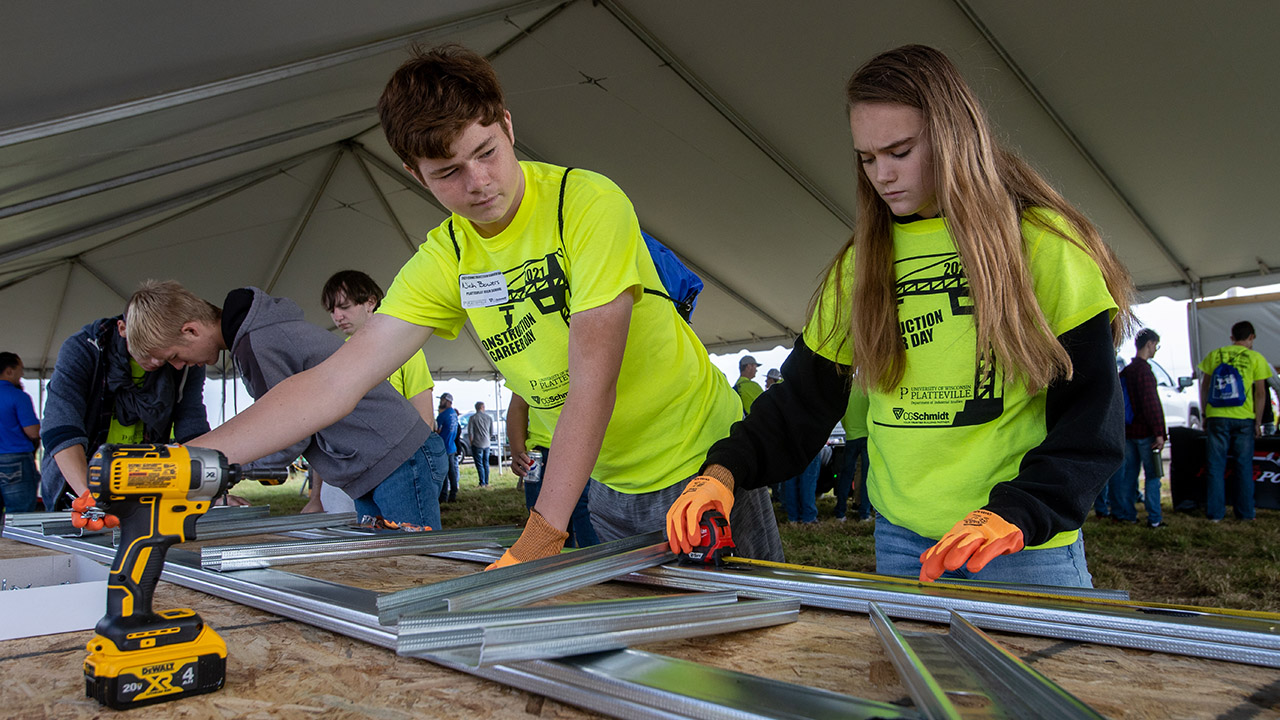 UWPlatteville hosts Construction Career Day and Construction